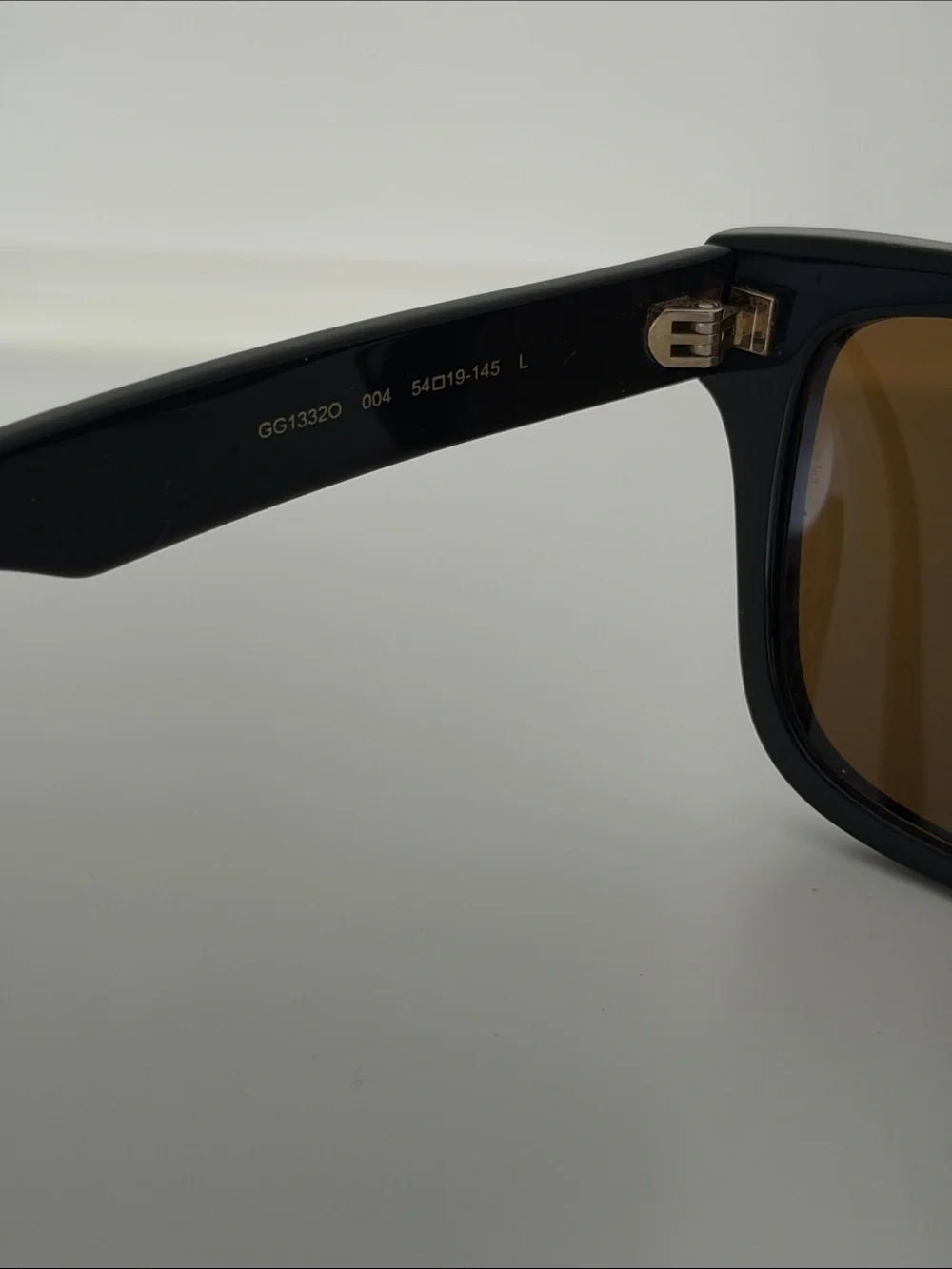 Gucci Black Sunglasses with Brown Lenses and Velvet Case